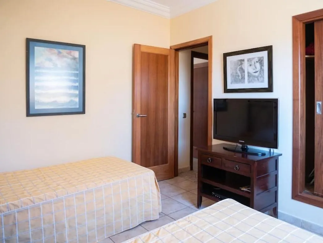 Holiday Villa Vergel With Huge Private Pool, Jacuzzi, Sauna & Bbq By Amazzzing Travel Caleta De Fuste