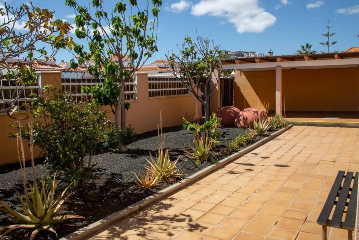 Holiday Villa Vergel With Huge Private Pool, Jacuzzi, Sauna & Bbq By Amazzzing Travel Caleta De Fuste